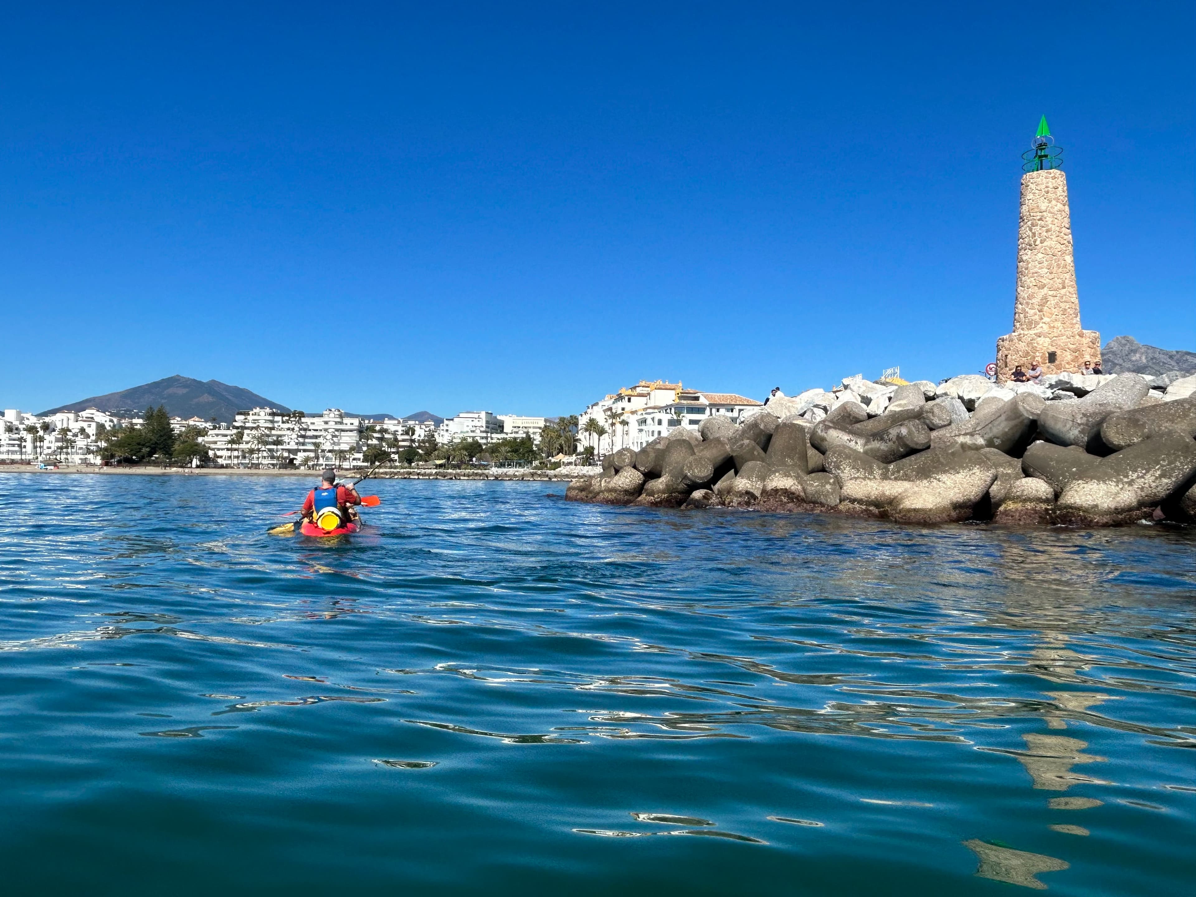 Kayak Puerto Banús - Kayaking in calm waters near Puerto Banús