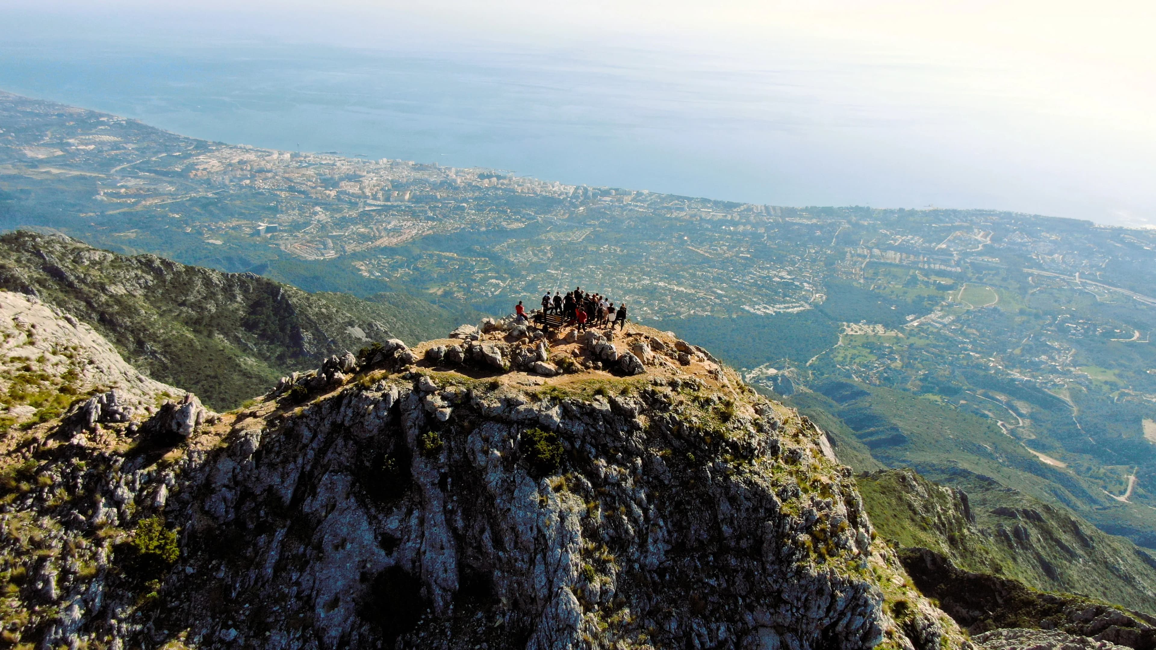 Hiking La Concha - Trail leading to la concha peak